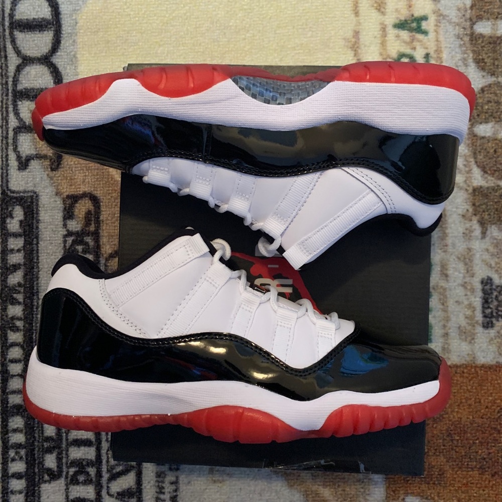 Jordan 11 concord low